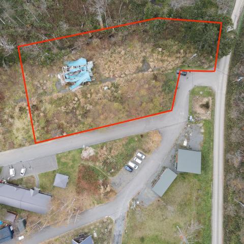 Country_resort_entrance_3